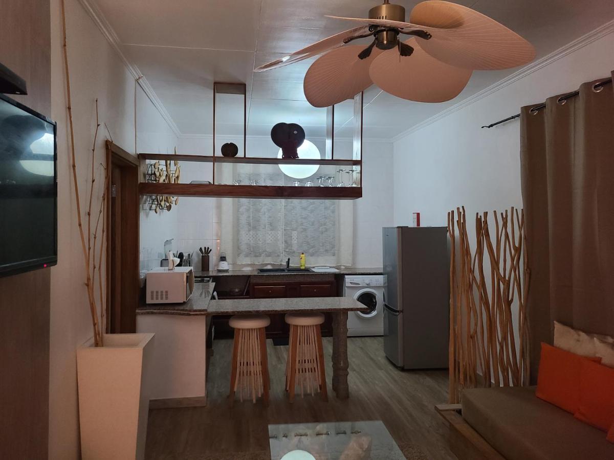 4 Etoile Villas Anse Volbert Village Extérieur photo